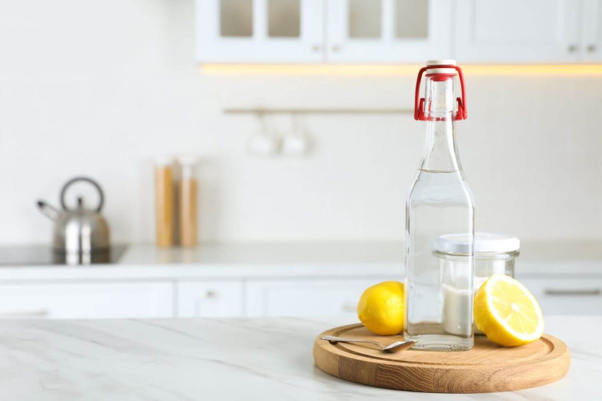 How to Clean Kitchen Tiles (3)