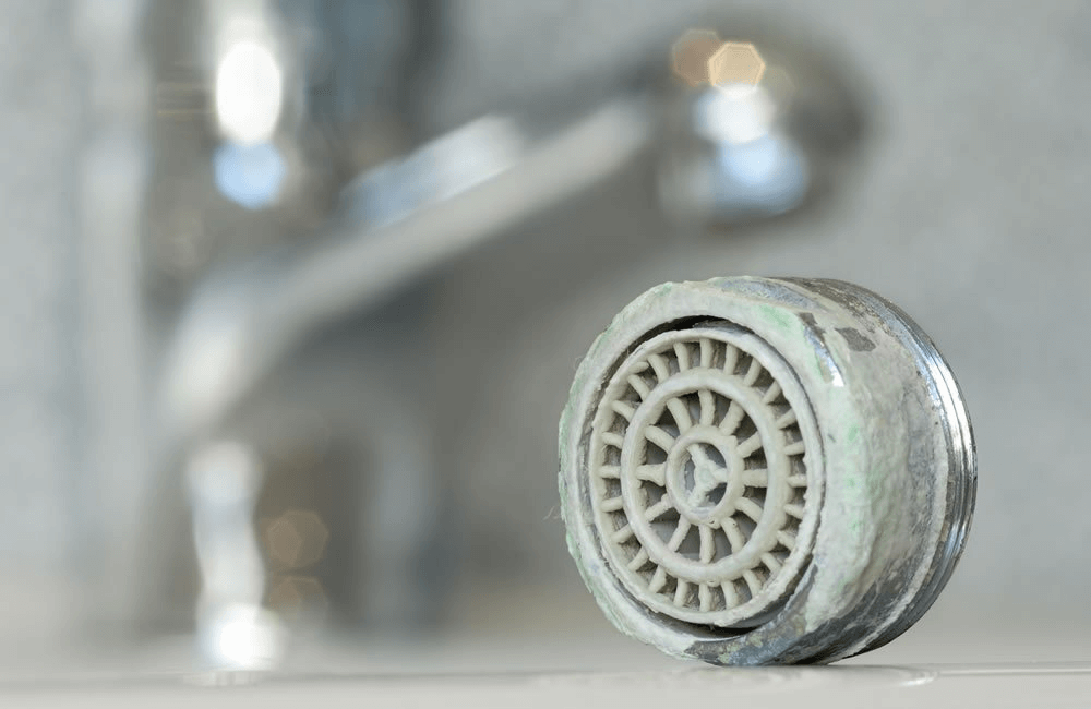 How to Remove Limescale from Taps (3)